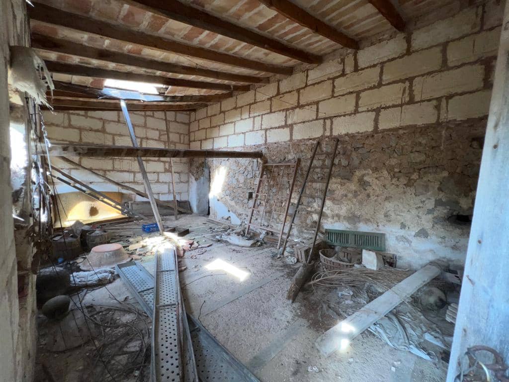 Finca/Landgut zu verkaufen in Sant Llorenc des Cardassar - 180.000 € (Ref: 6722194)