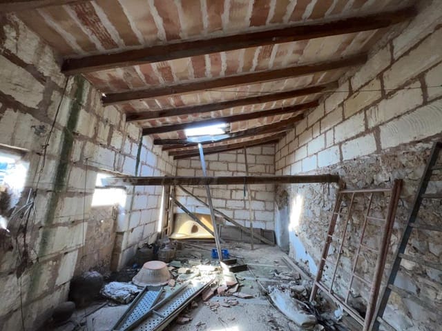 Finca/Landgut zu verkaufen in Sant Llorenç des Cardassar - 180.000 € (Ref: 6722194)