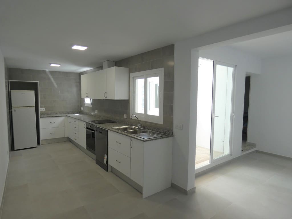 Apartamento de 3 habitaciones en Artà en alquiler - 1.300 € (Ref: 6892854)