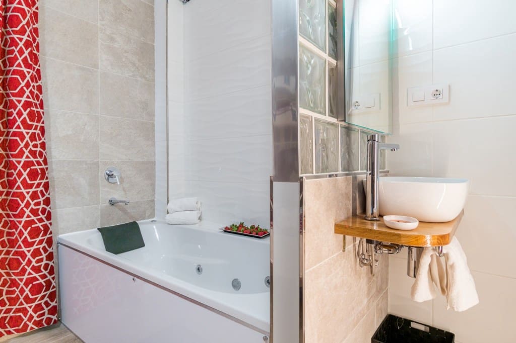 23 soveværelse Erhverv til salg i Cala Ratjada - € 2.092.000 (Ref: 6990568)