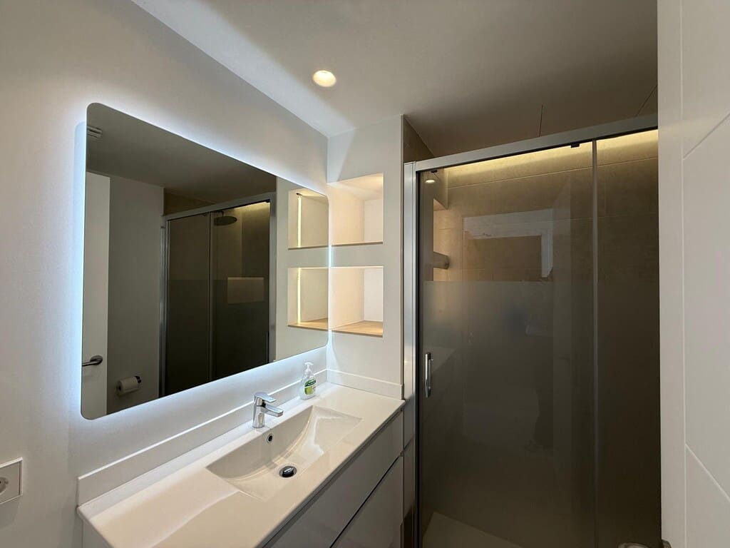 1 quarto Apartamento para arrendar em Cala Millor com piscina - 1 800 € (Ref: 7146043)