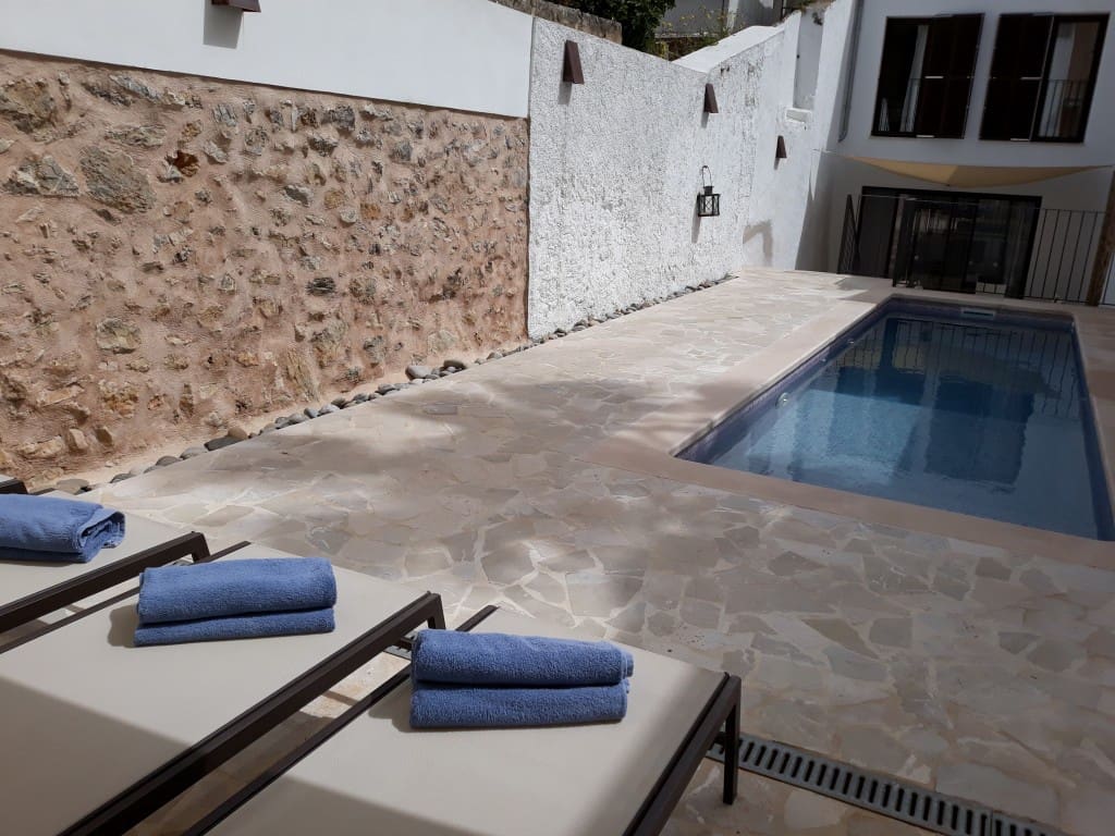 3 sypialnia Willa do wynajęcia w Arta z basenem - 2 300 € (Ref: 7185595)