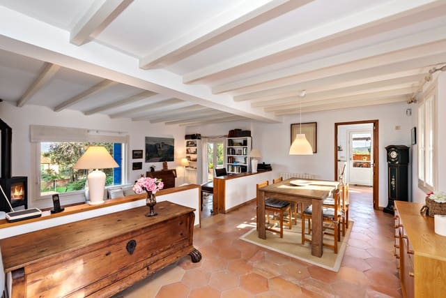 3 sovrum Villa att hyra i Capdepera med pool - 2 000 € (Ref: 7214756)