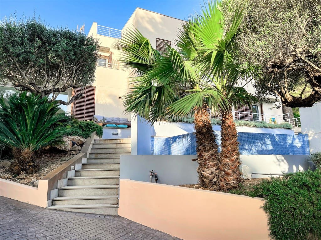 4 soveværelse Villa til salg i Capdepera med swimmingpool - € 1.249.000 (Ref: 7341489)