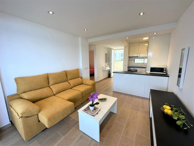 2 bedroom Apartment for rent in Cala Millor, Son Servera with pool - € 1,300 (Ref: 7447524)