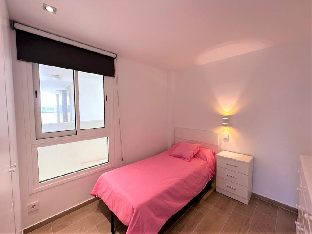 2 bedroom Apartment for rent in Cala Millor with pool - € 1,300 (Ref: 7447524)