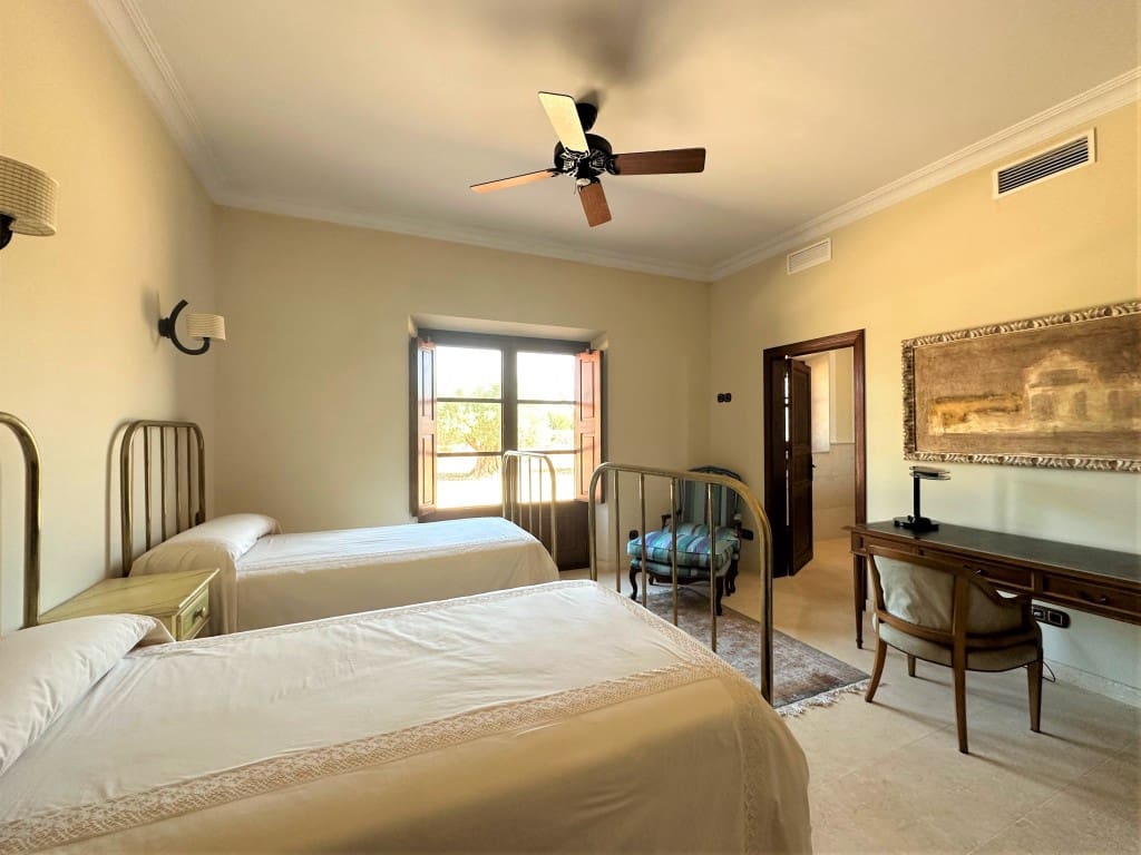 4 soveværelse Finca/Landehus til salg i Portocristo / Port de Manacor med swimmingpool - € 2.925.000 (Ref: 7540042)