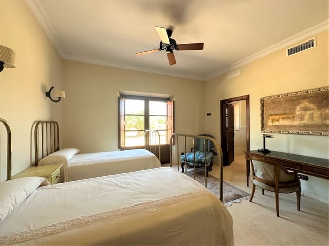 4 soveværelse Finca/Landehus til salg i Portocristo / Port de Manacor, Manacor med swimmingpool - € 2.925.000 (Ref: 7540042)
