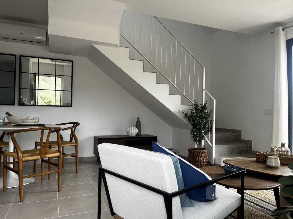 2 soveværelse Semi-Rækkehus til salg i Cala Romantica - € 388.000 (Ref: 7681655)