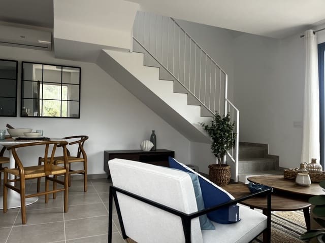 2 soveværelse Semi-Rækkehus til salg i Cala Romantica, Manacor - € 388.000 (Ref: 7681655)