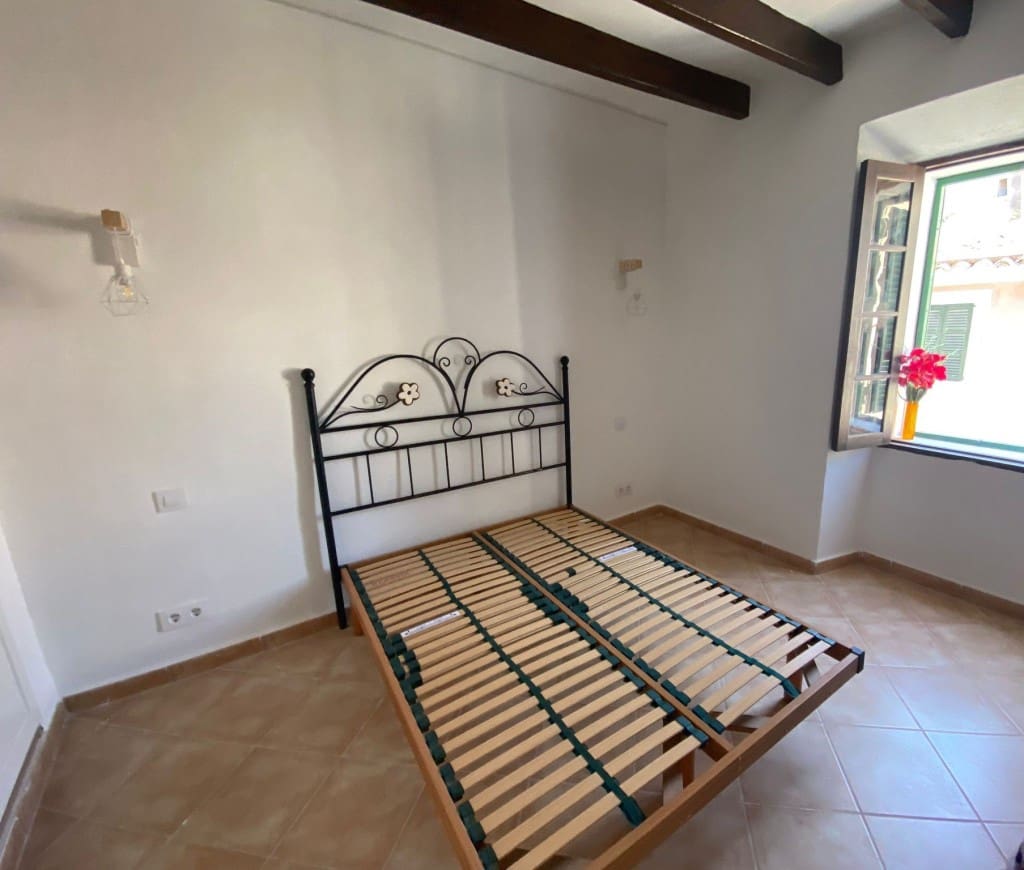 2 bedroom Apartment for rent in Capdepera - € 1,400 (Ref: 7789247)