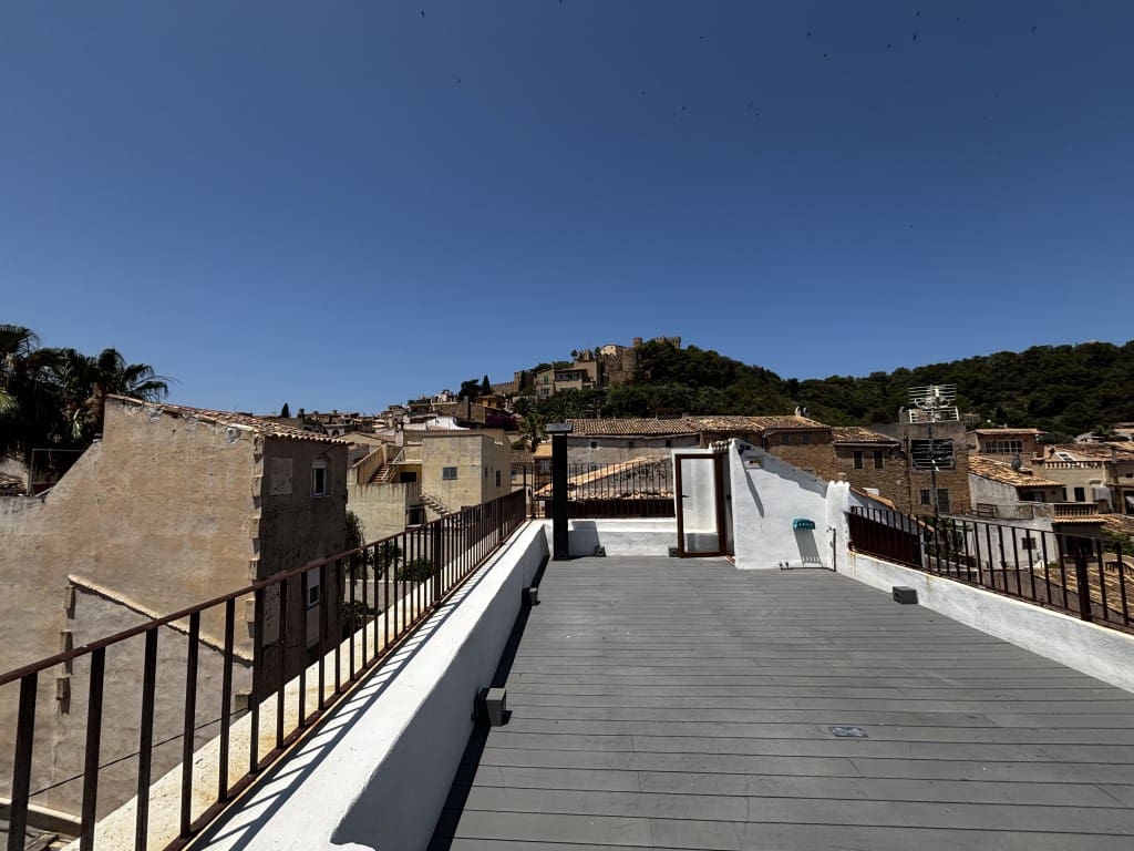 2 bedroom Apartment for rent in Capdepera - € 1,400 (Ref: 7789247)