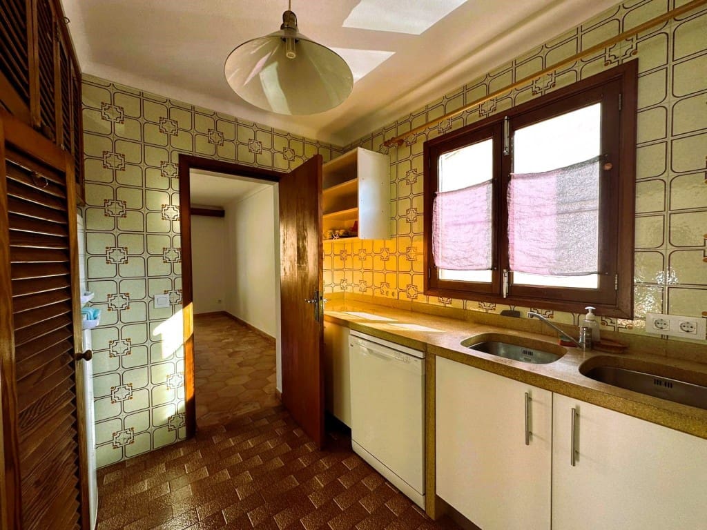 3 soveværelse Byhus til leje i Arta med garage - € 1.500 (Ref: 7811824)