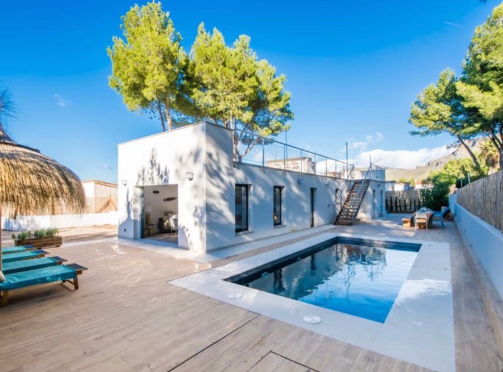 3 bedroom Villa for sale in Betlem with pool - € 1,600,000 (Ref: 8105005)