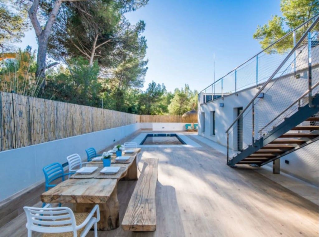 3 bedroom Villa for sale in Betlem with pool - € 1,600,000 (Ref: 8105005)