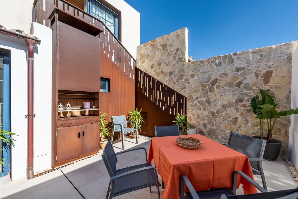 Chalet de 5 habitaciones en Cala Ratjada en alquiler - 2.900 € (Ref: 8114402)