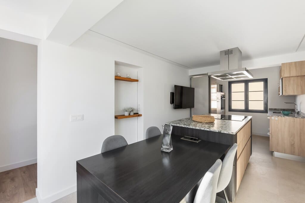 Chalet de 5 habitaciones en Cala Ratjada en alquiler - 2.900 € (Ref: 8114402)