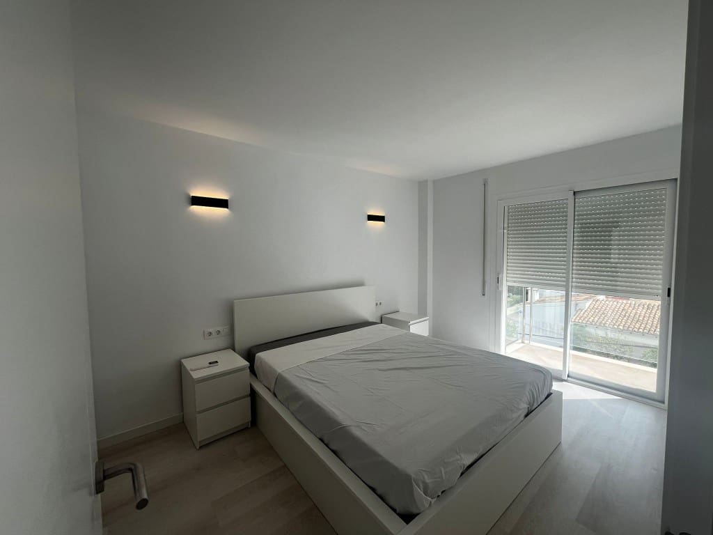 2 bedroom Apartment for rent in Cala Ratjada with pool garage - € 1,700 (Ref: 8315896)