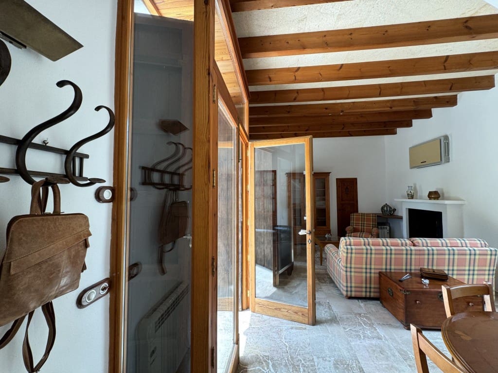 2 soveværelse Finca/Landehus til salg i Son Carrio med garage - € 849.000 (Ref: 8388062)