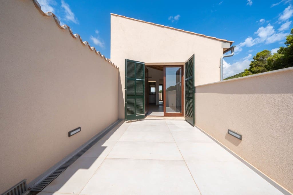 3 soveværelse Finca/Landehus til salg i Font de Sa Cala / Font de La Cala med swimmingpool garage - € 4.000.000 (Ref: 8472252)