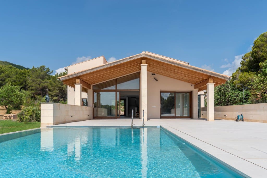 3 soveværelse Finca/Landehus til salg i Font de Sa Cala / Font de La Cala med swimmingpool garage - € 4.000.000 (Ref: 8472252)