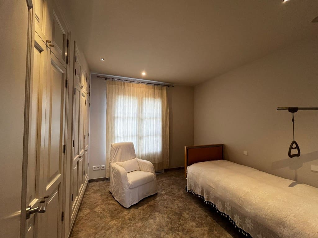 4 soveværelse Villa til leje i Arta med swimmingpool - € 3.500 (Ref: 8493449)