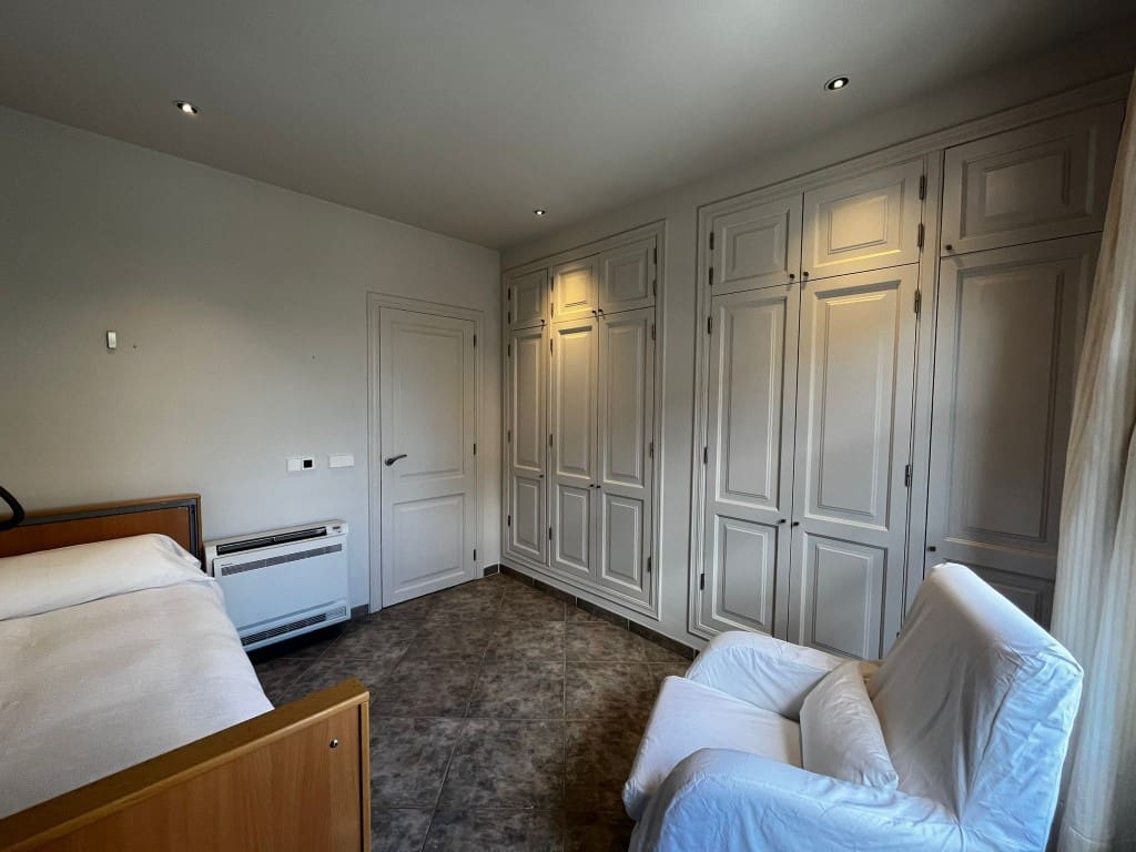 4 soveværelse Villa til leje i Arta med swimmingpool - € 3.500 (Ref: 8493449)