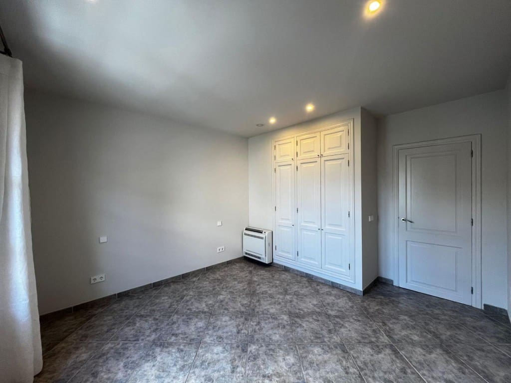 4 soveværelse Villa til leje i Arta med swimmingpool - € 3.500 (Ref: 8493449)