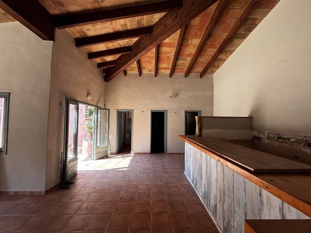 Erhverv til salg i Canyamel, Capdepera - € 430.000 (Ref: 8610309)