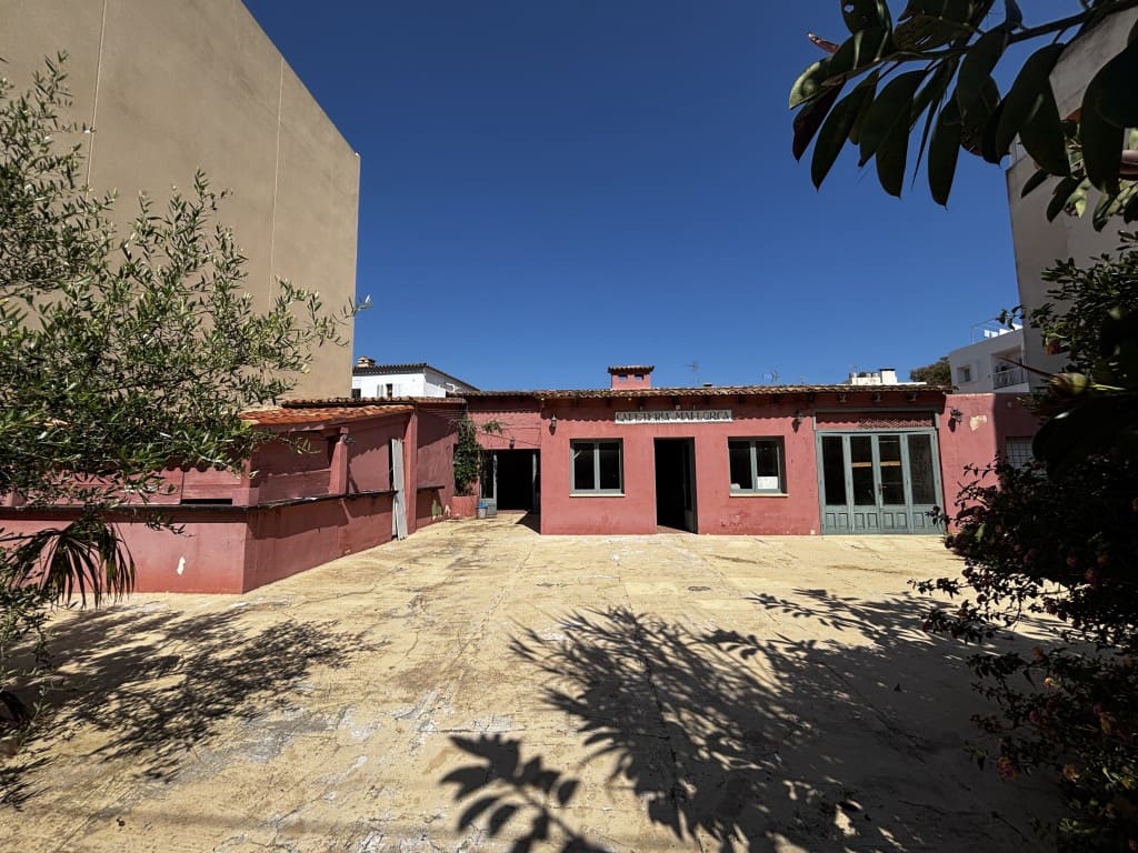 Komercyjne na sprzedaż w Canyamel - 430 000 € (Ref: 8610309)