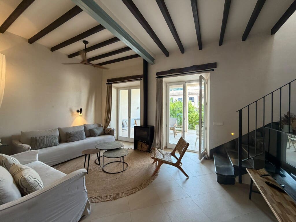 4 soveværelse Villa til salg i Capdepera med swimmingpool - € 1.150.000 (Ref: 8610310)