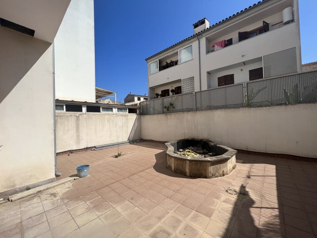 Erhverv til leje i Arta - € 1.200 (Ref: 8697823)