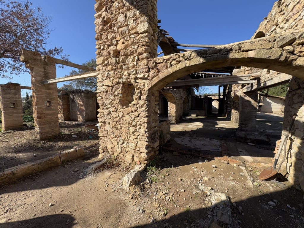 Ruin for sale in Arta - € 300,000 (Ref: 8792016)