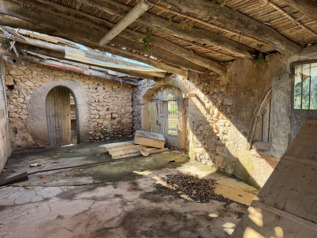 Ruin for sale in Arta - € 300,000 (Ref: 8792016)