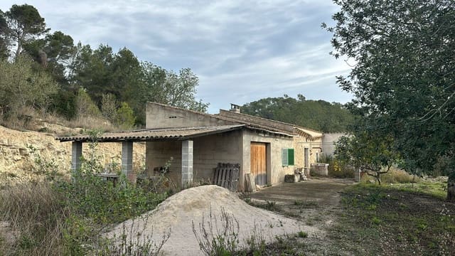 3 soveværelse Finca/Landehus til salg i Sineu med swimmingpool - € 850.000 (Ref: 8834155)