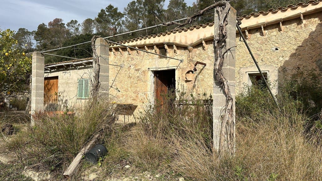 3 soveværelse Finca/Landehus til salg i Sineu med swimmingpool - € 850.000 (Ref: 8834155)