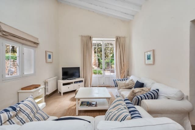 6 slaapkamer Finca/Landhuis te koop in Capdepera met zwembad - € 1.800.000 (Ref: 8873947)