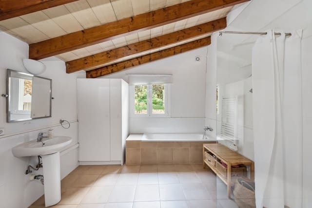 6 slaapkamer Finca/Landhuis te koop in Capdepera met zwembad - € 1.800.000 (Ref: 8873947)