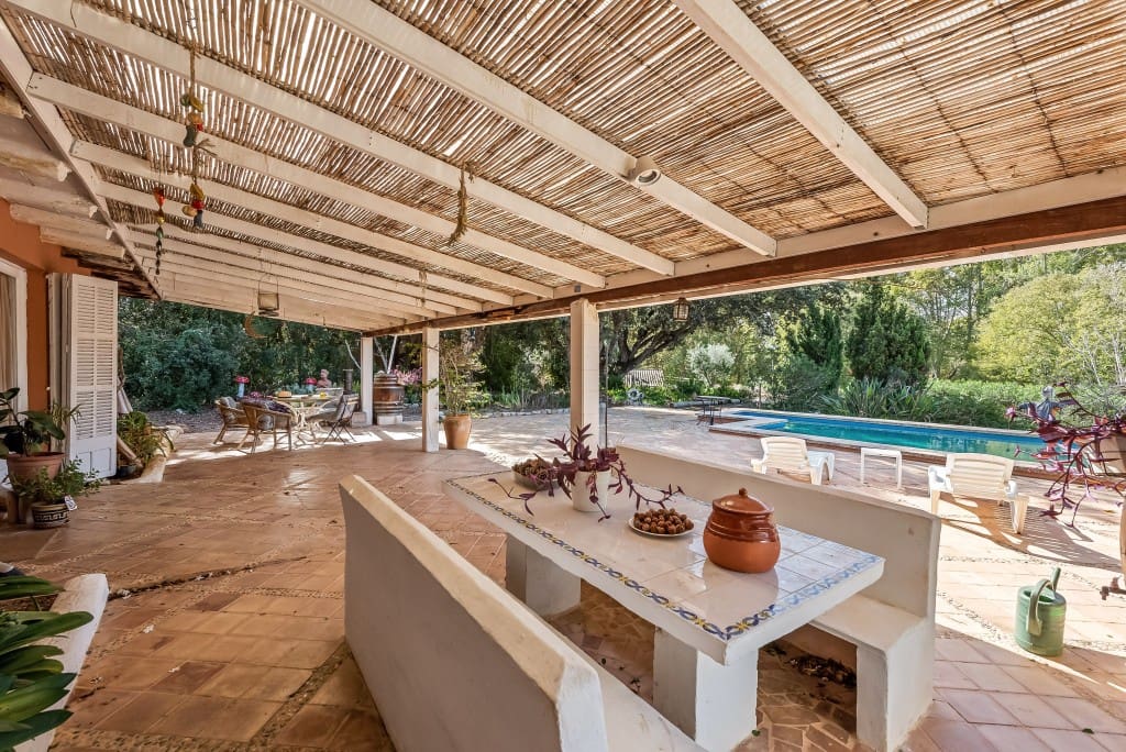 6 slaapkamer Finca/Landhuis te koop in Capdepera met zwembad - € 1.800.000 (Ref: 8873947)