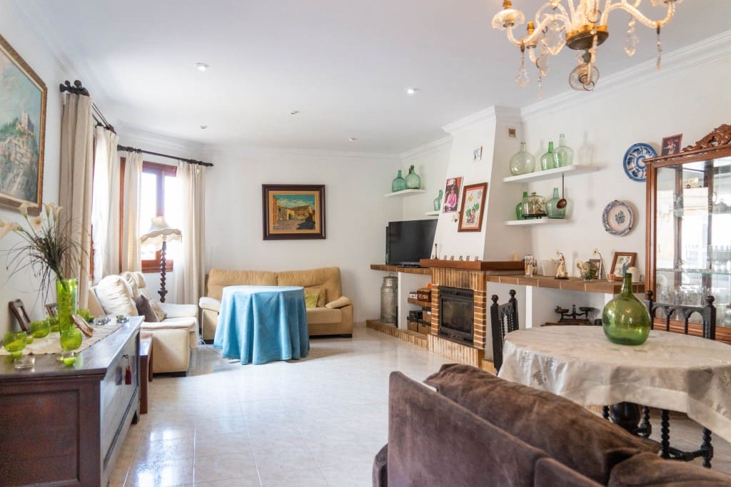 4 bedroom Townhouse for sale in Arta - € 549,000 (Ref: 8907307)