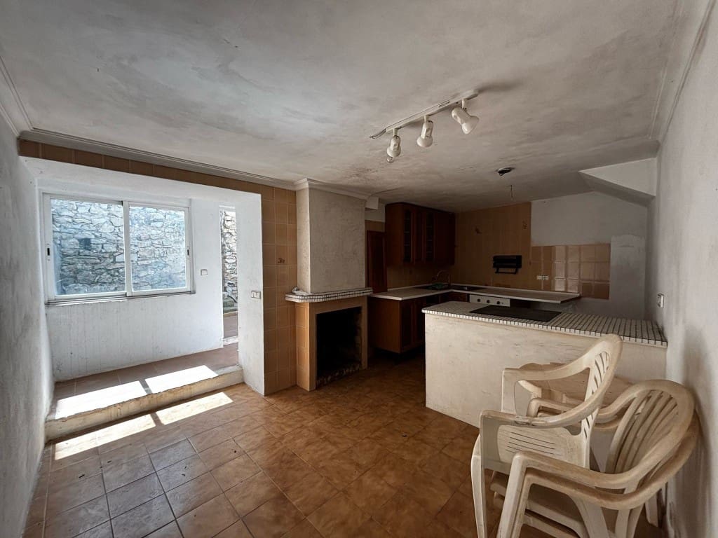 3 soveværelse Byhus til salg i Arta med garage - € 360.000 (Ref: 8921256)