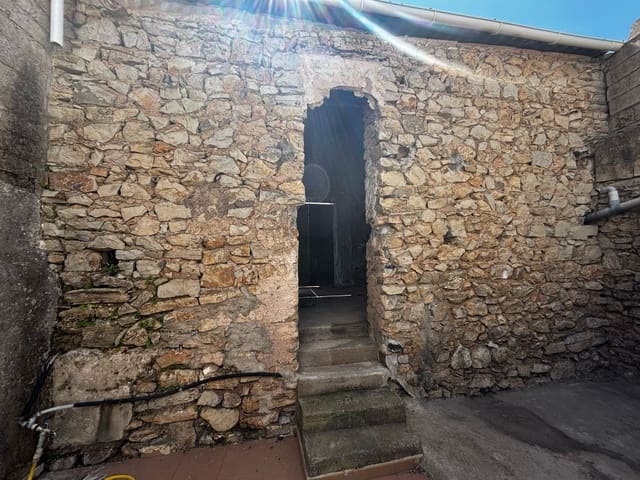 3 soveværelse Byhus til salg i Artà med garage - € 360.000 (Ref: 8921256)