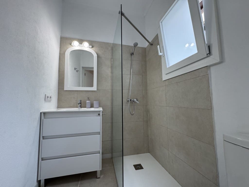 2 Zimmer Apartment zu vermieten in Arta - 1.350 € (Ref: 8993972)