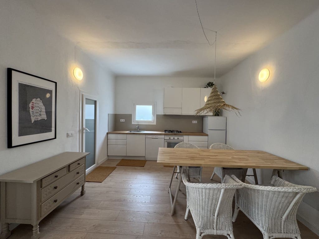 2 Zimmer Apartment zu vermieten in Arta - 1.350 € (Ref: 8993972)
