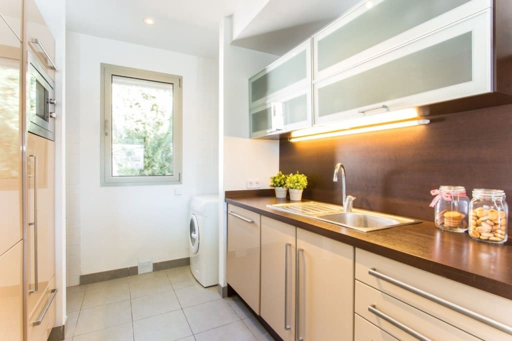 3 quarto Penthouse para arrendar em Cala Mandia com piscina garagem - 2 750 € (Ref: 9007340)