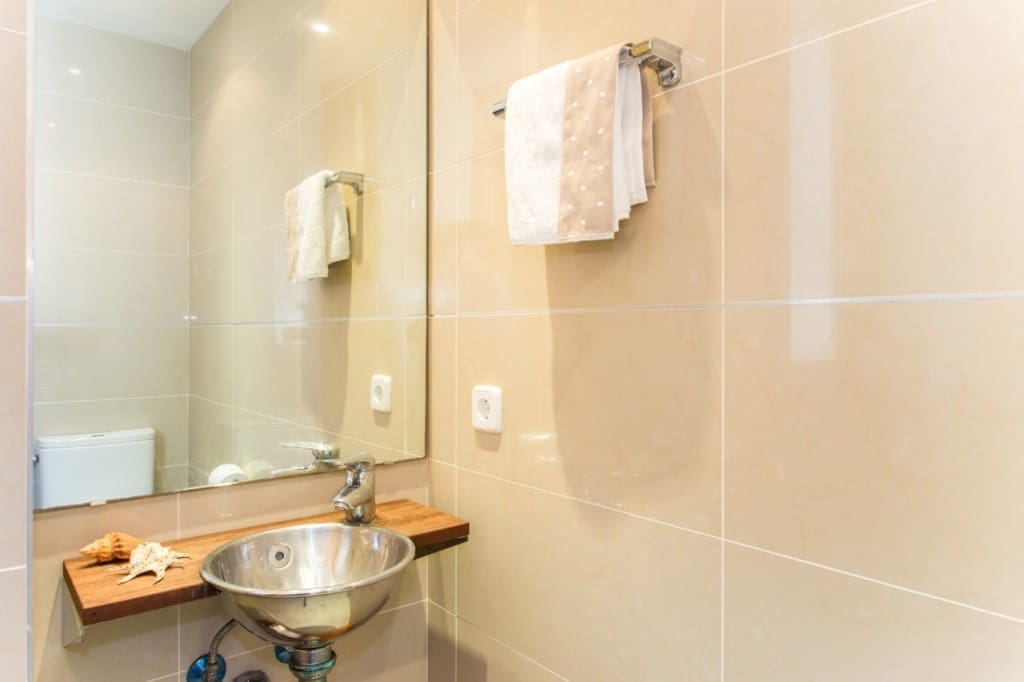 3 quarto Penthouse para arrendar em Cala Mandia com piscina garagem - 2 750 € (Ref: 9007340)