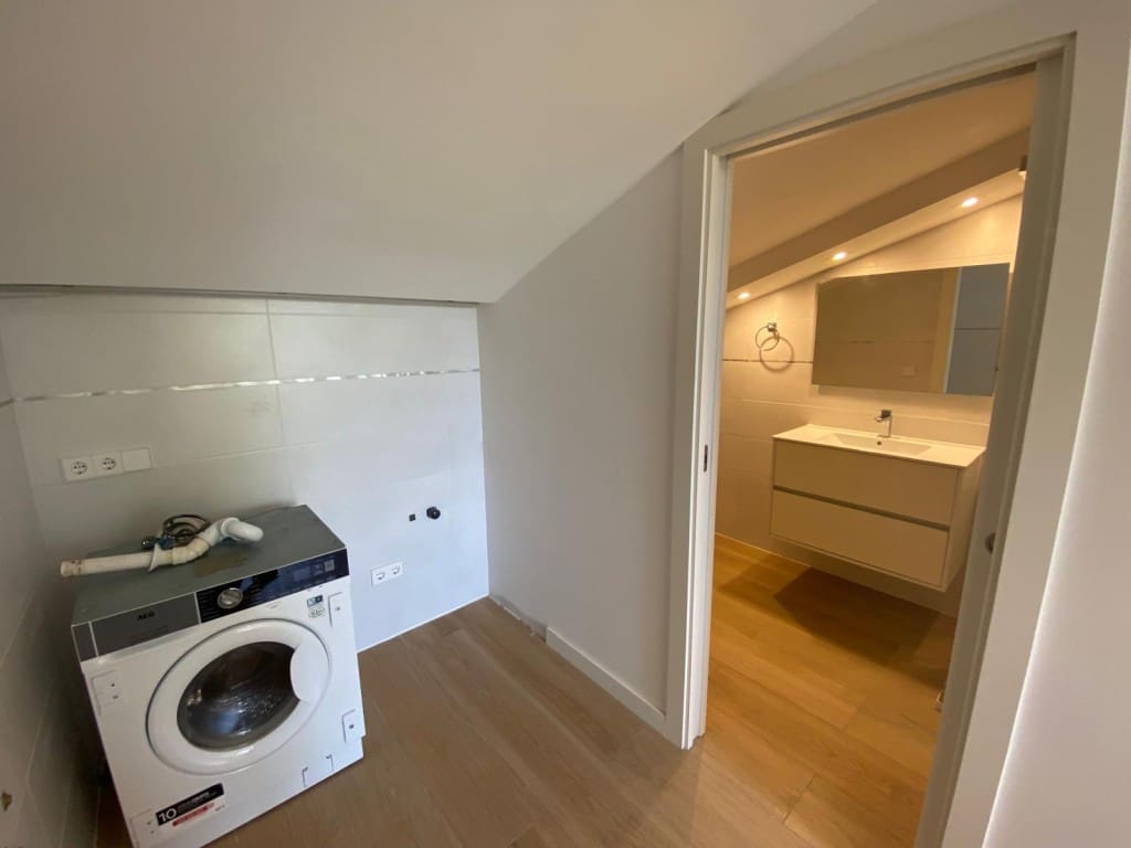 1 soveværelse Lejlighed til leje i Cala Millor med swimmingpool - € 1.500 (Ref: 9129512)