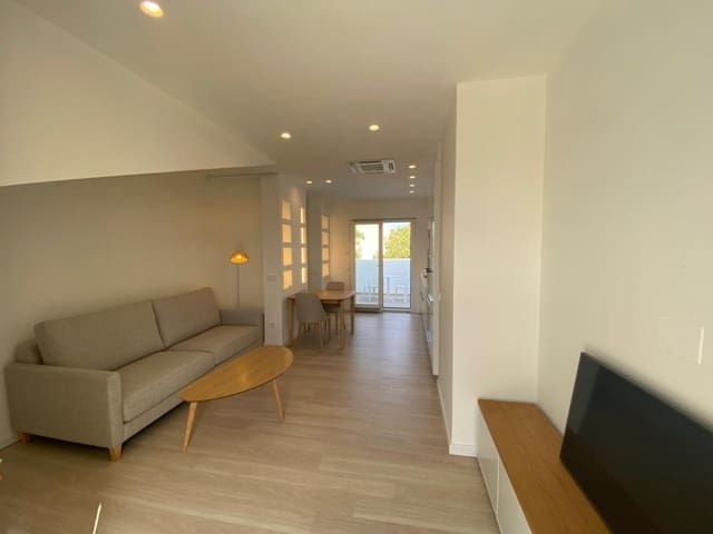 1 soveværelse Lejlighed til leje i Cala Millor, Son Servera med swimmingpool - € 1.500 (Ref: 9129512)