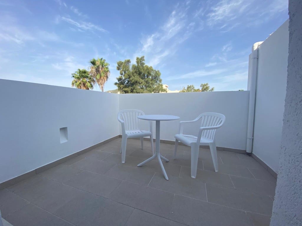 1 soveværelse Lejlighed til leje i Cala Millor med swimmingpool - € 1.500 (Ref: 9129512)