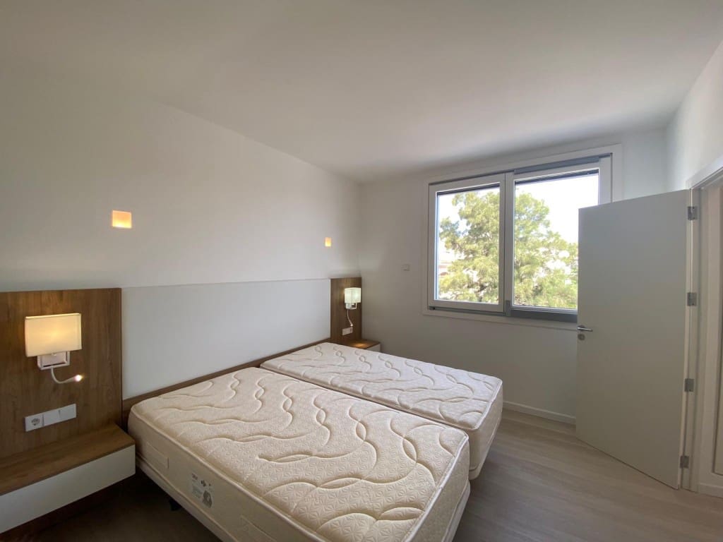 1 soveværelse Lejlighed til leje i Cala Millor med swimmingpool - € 1.500 (Ref: 9129512)